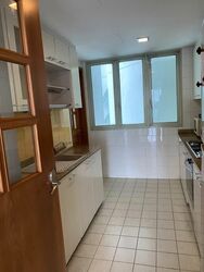 Queens (D3), Condominium #556595481